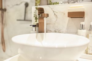 Shower Room/WC- click for photo gallery